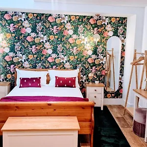4* Bed & Breakfast Burton Stone